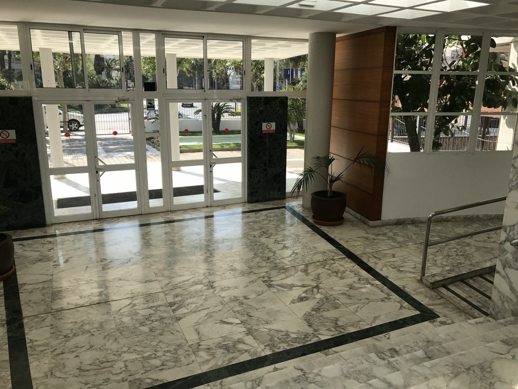Costa Dorada Apartments Salou Ngoại thất bức ảnh
